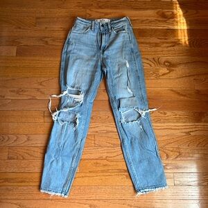Hollister curvy high rise mom jeans vintage stretch size 00R/ waist 23-length 27